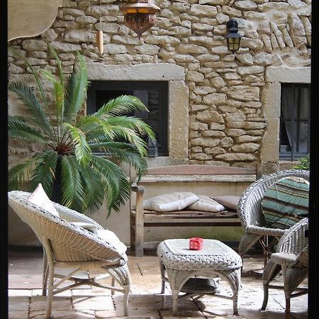 Le Patio Hotel Grignan Exterior photo