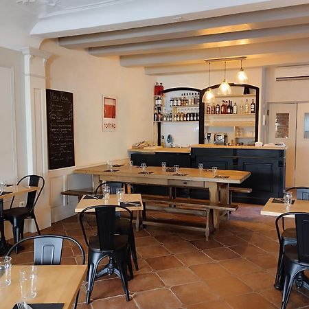 Le Patio Hotel Grignan Exterior photo